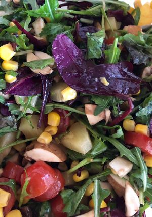 A picture of Mixed Green Salad with Pineapple.