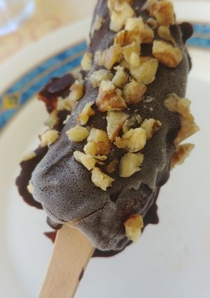 Una foto de Polo de plátano con chocolate