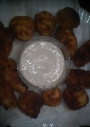 صورة لوصفة كبة البطاطس مع صوص التغميس الابيض :-)