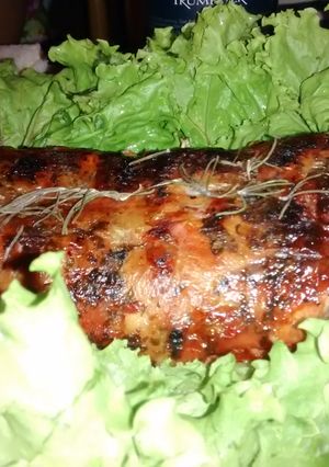 Una foto de Arrollado de pollo perfumado a las finas hierbas