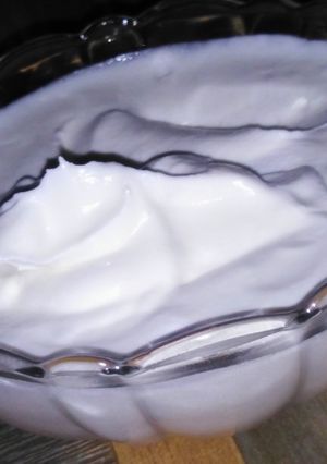 A picture of Cream cheese spread.