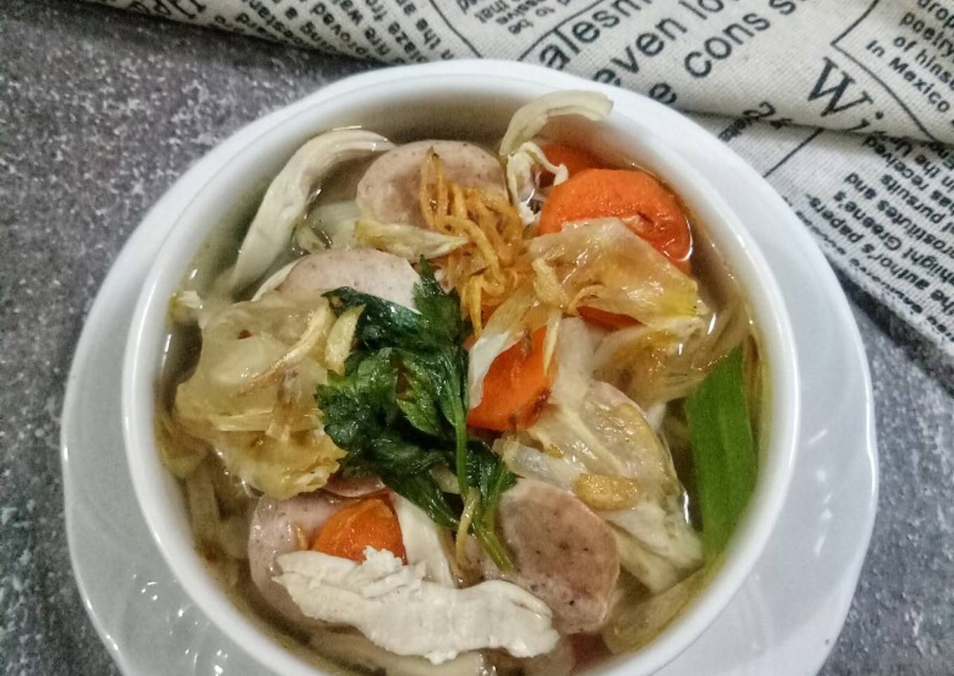 Sup bening kembang tahu ayam sayuran
