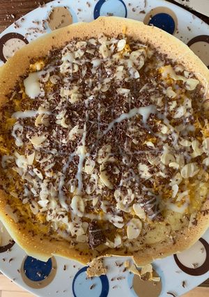 A picture of Indonesian Thick Pancake / Martabak Manis.