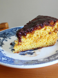 Foto de Bolo de cenoura com cobertura de chocolate