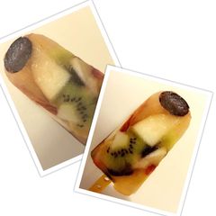 A picture of Fruity Popsicles.