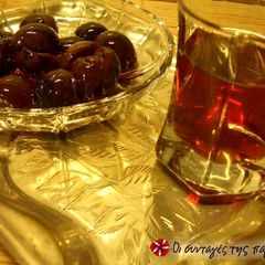 A picture of Cherry liqueur.