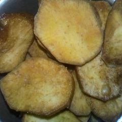 A picture of Crispy sweet potato chips.