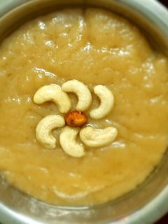 રાજગરા નો શીરો (Rajgira Sheera Recipe In Gujarati) રેસીપી મુખ્ય ફોટો