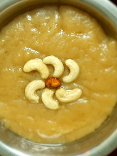 રાજગરા નો શીરો (Rajgira Sheera Recipe In Gujarati) રેસીપી મુખ્ય ફોટો