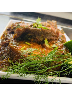 A picture of Fish Karahi.