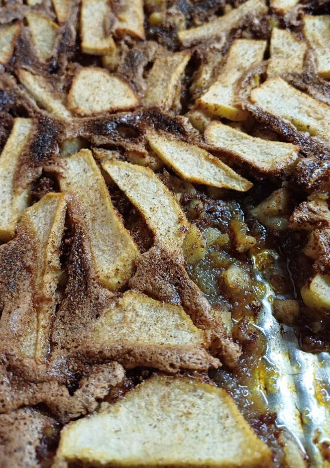 Una foto de BUDÍN de MANZANA [SIN HARINA]