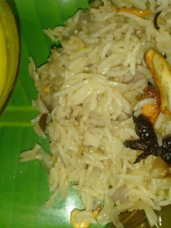 ஹோட்டல் ஸ்டைல் கீ ரைஸ் (Ghee rice recipe in tamil) செய்முறை முக்கிய புகைப்படம்