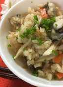 https://img-global.cpcdn.com/recipes/f0ca18c79a2f745d/128x176cq50/japanese-oyster-rice-recipe-main-photo.jpg