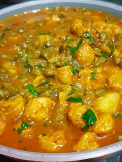 छोलिया आलू और सोयाबीन वड़ा (Choliya aloo aur soyabean vada recipe in hindi) रेसिपी मुख्य फोटो