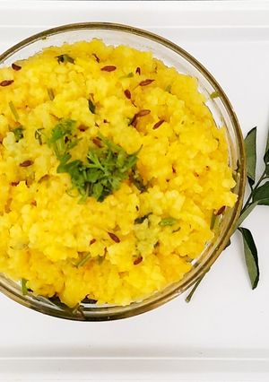 લેમન રાઈસ (Lemon Rice Recipe In Gujarati) રેસીપી મુખ્ય ફોટો