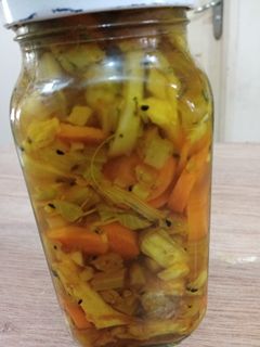 عکسی از دستور ترشی کنگر