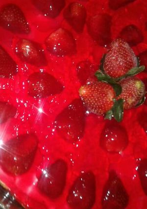 Una foto de Tarta de frutilla sin harina ni azúcar