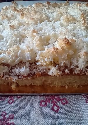 Una foto de Tarta de Coco y Dulce de leche