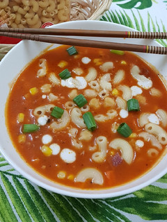 A picture of Harira:Moroccan chikpeas macaroni soup.