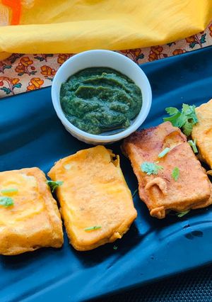 A picture of Amritsari Paneer Pakoda.