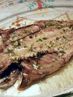 Foto principal de Jurel con ajo y perejil al horno