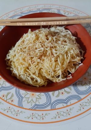 Une photo de Pâtes rechta à la cannelle 🍜