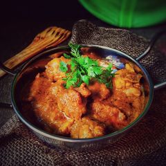 A picture of Butter Chicken.