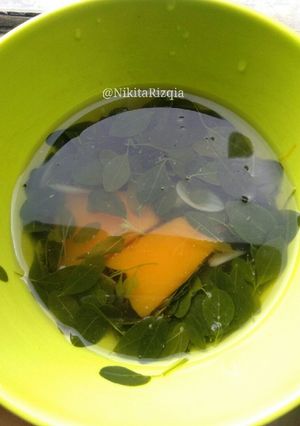 Foto resep Sayur bening daun kelor