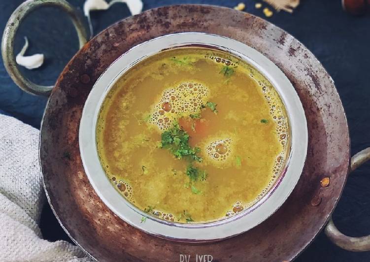 Recipe of Award-winning South-Indian Garlic Soup / Poondu Rasam