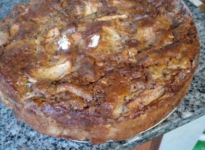 Una foto de Torta seca de manzanas y canela