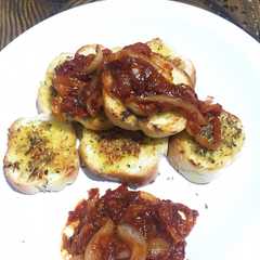 รูปของ Garlic bread saus bolognese