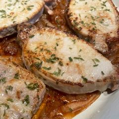 A picture of Pork with Caramelised Onions 🧅.