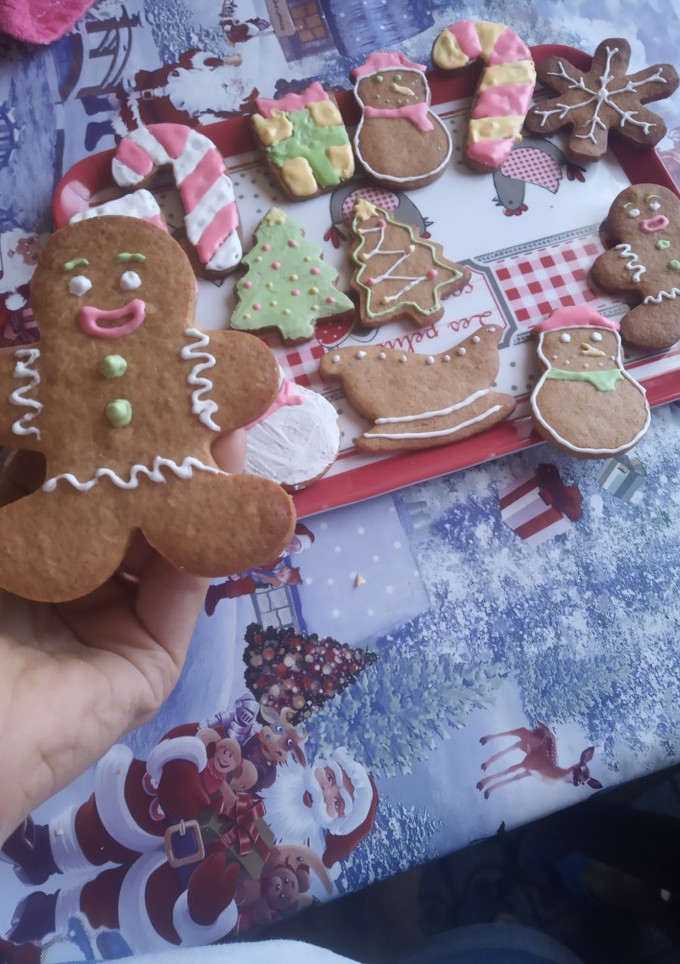 Una foto de Galletitas de jengibre con glasé