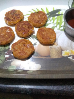 தகி பன்னீர் கபாப் (Dahi paneer kabab recipe in tamil) செய்முறை முக்கிய புகைப்படம்