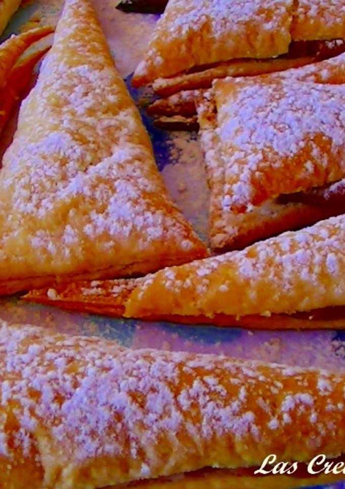 Una foto de Triángulos de dulce de leche