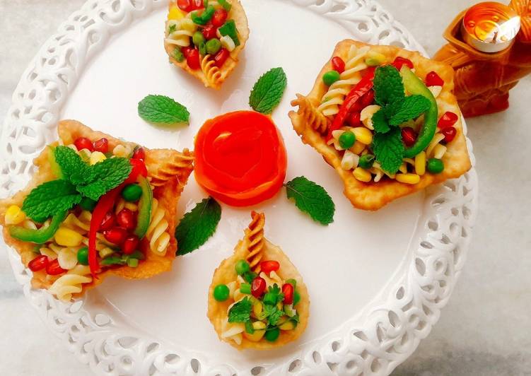Recipe of Award-winning Crispy Edible Diyas filled with Pasta Chat