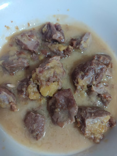 Una foto de Carne a la manzana fácil y rica