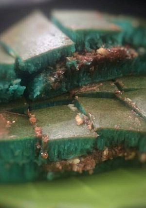 Foto resep MARTABAK MANIS BLUEVELVET atau TERANG BULAN