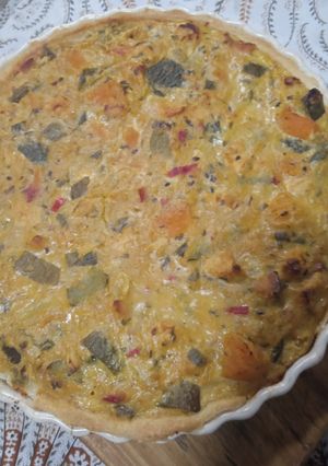 Una foto de Tarta de pollo, zapallitos y calabaza!