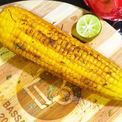 A picture of Spicy Boiled Corn On The Cob 🌽.