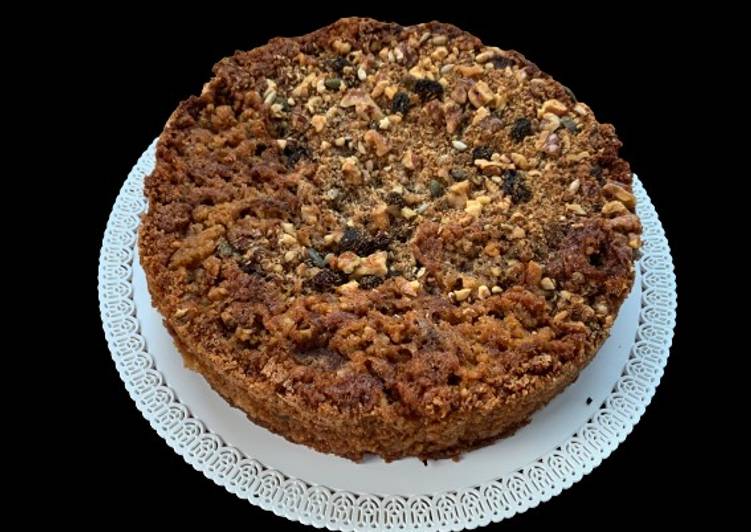 Torta Fit di Mele con Crumble di Cocco e Noci