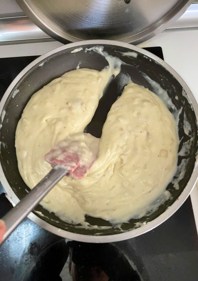 Una foto de Bechamel para croquetas