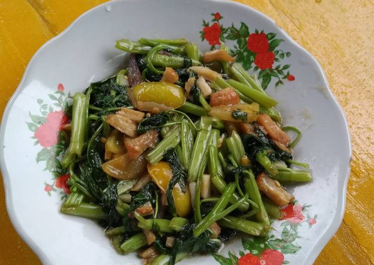 Tumis kangkung ala kami