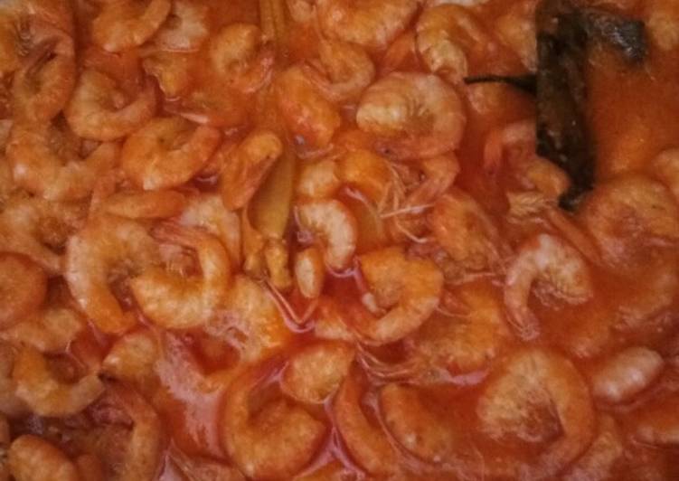 Udang bumbu merah