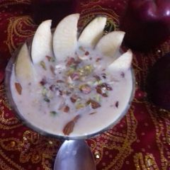 A picture of Apple kheer.