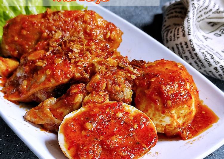 Ayam & Telur Masak Habang khas Banjar