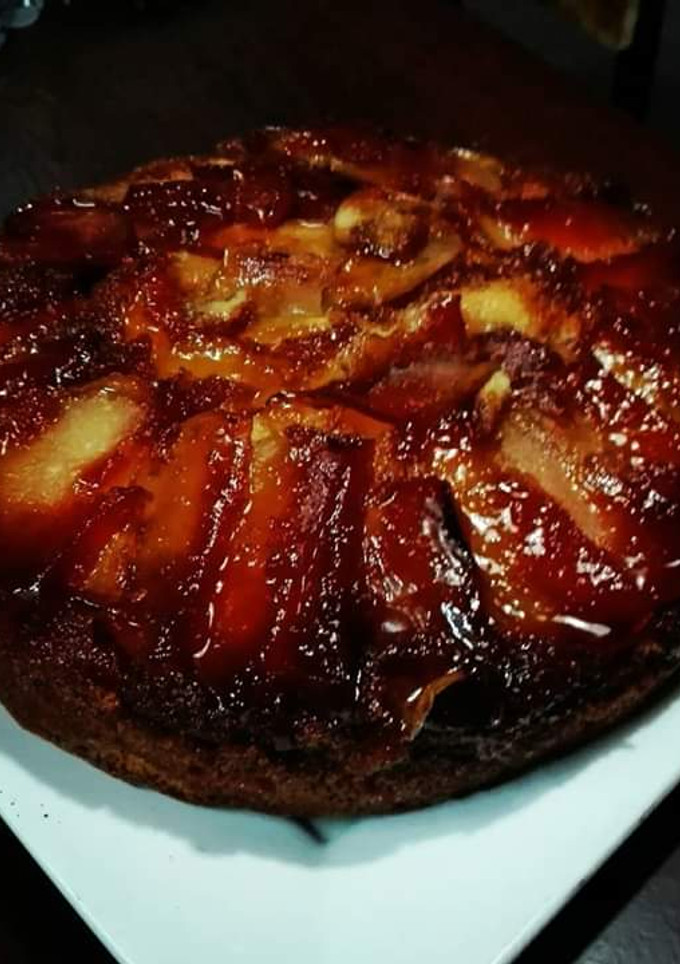 Una foto de Torta de manzana invertida