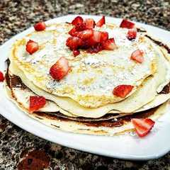 A picture of Nutella Crepe "Cake".