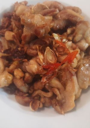 Hình của món Gà xào sả ớt.