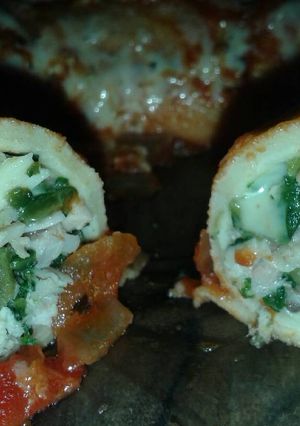 Una foto de Canelones de pollo y acelga